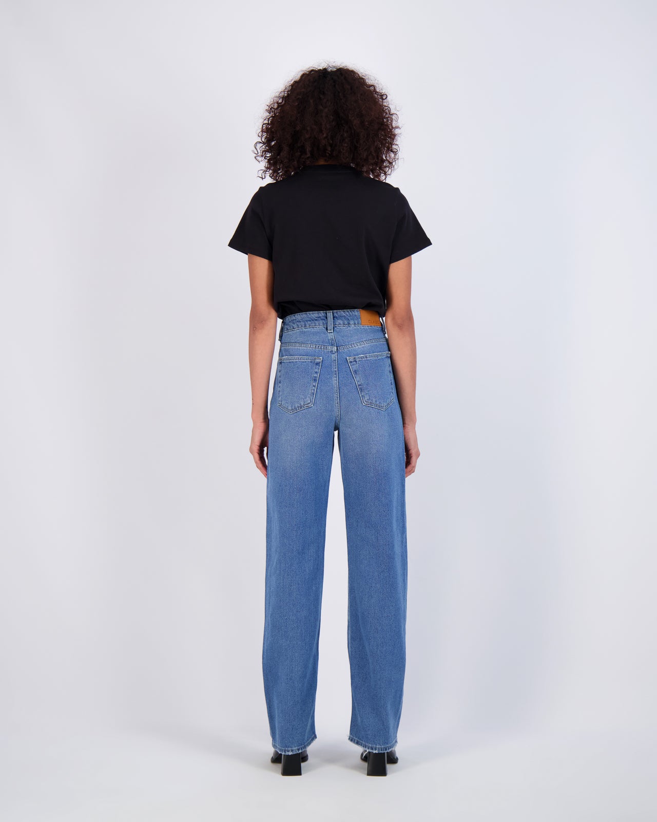 Maddox Boot Cut Jean in Faded Blue – CLAUD The Label